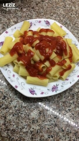 Ketçaplı Makarna Kaç Kalori